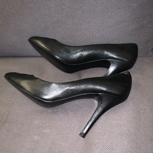 J.Crew Mona Round Toe Black Leather Pumps - Size 11 - Picture 4 of 16